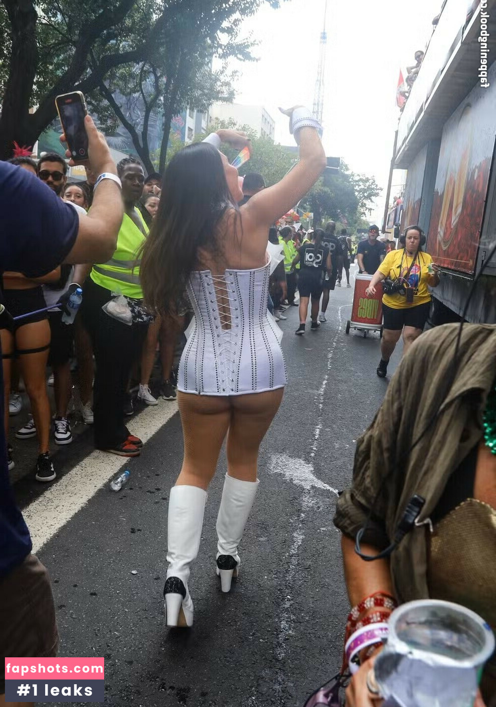 Alessandra Negrini gallery photo #23