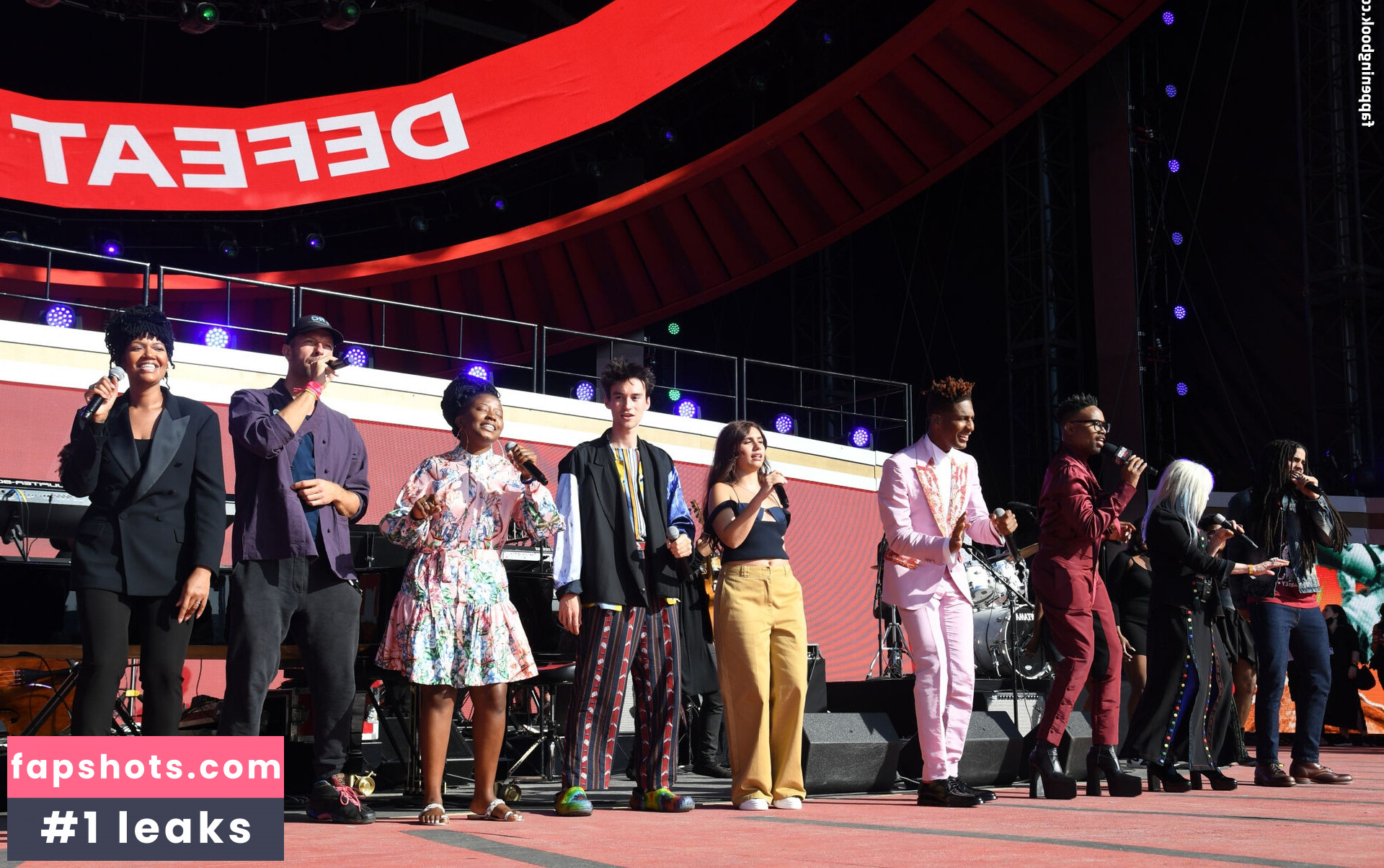 Alessia Cara gallery photo #35