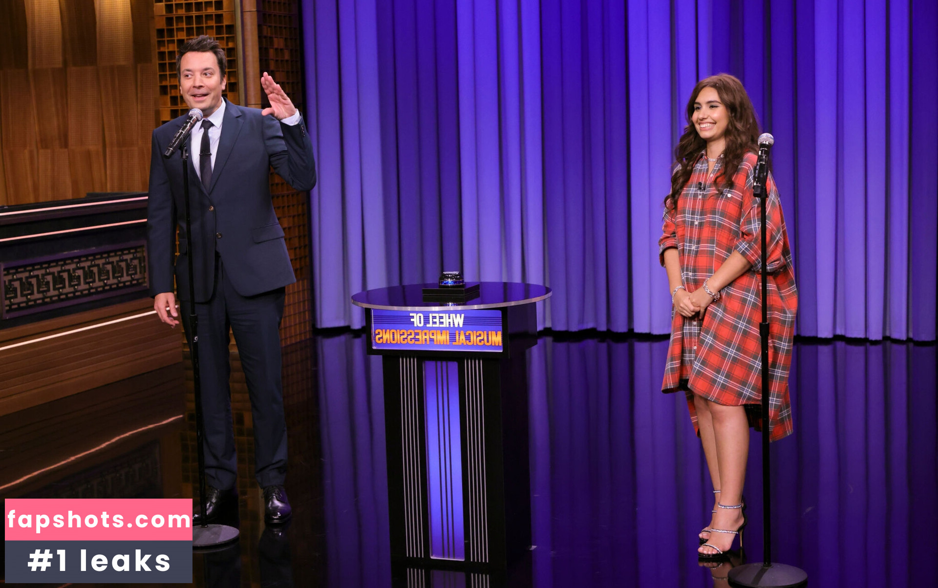 Alessia Cara gallery photo #45