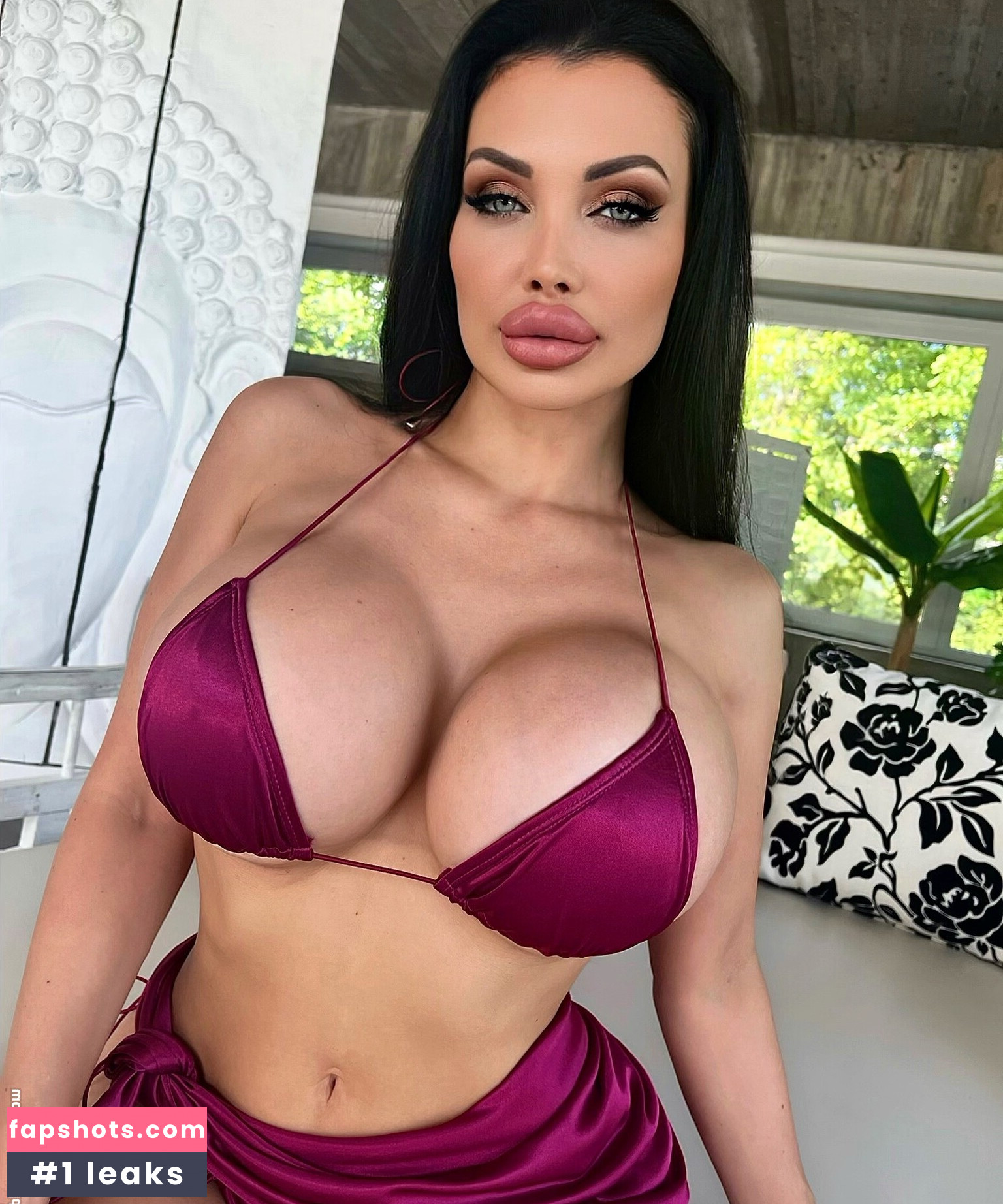 Aletta Ocean gallery photo #540