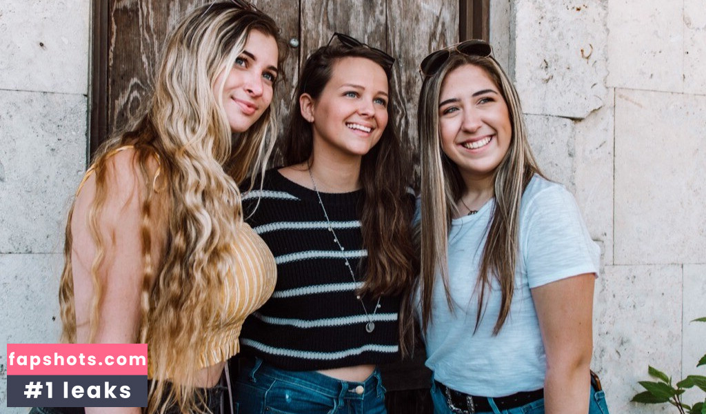 Alex B gallery photo #11