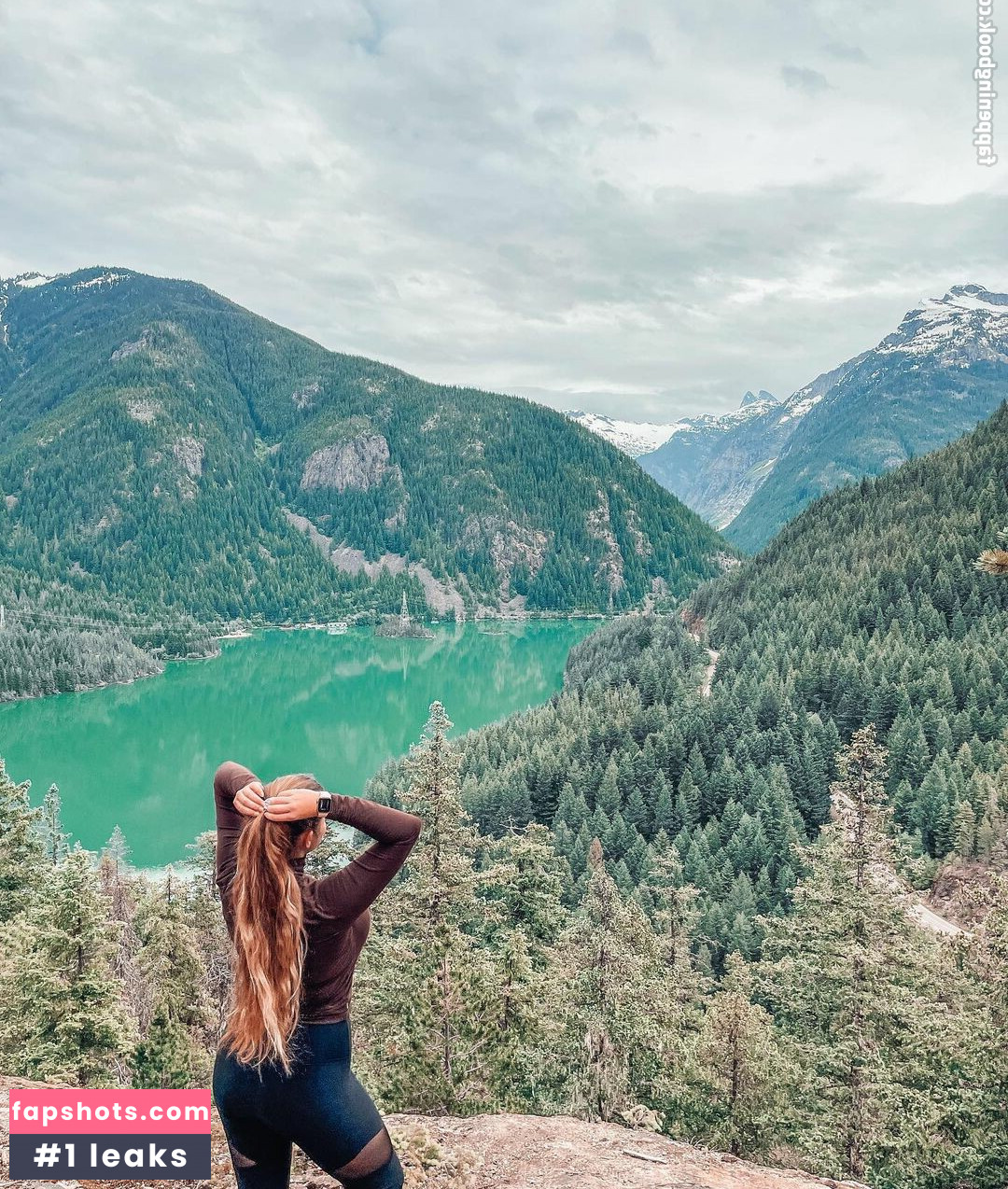 Alex B gallery photo #13