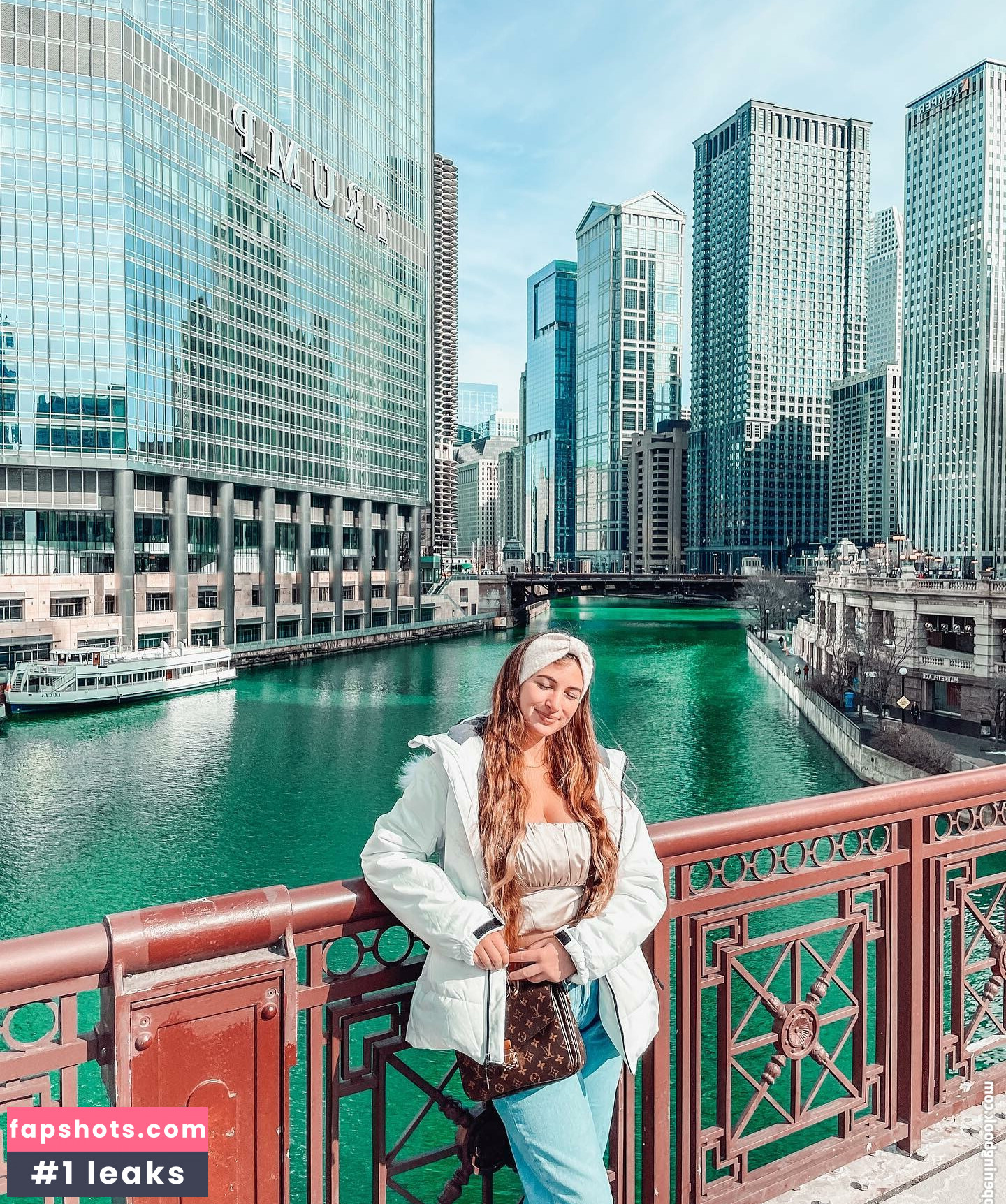 Alex B gallery photo #35