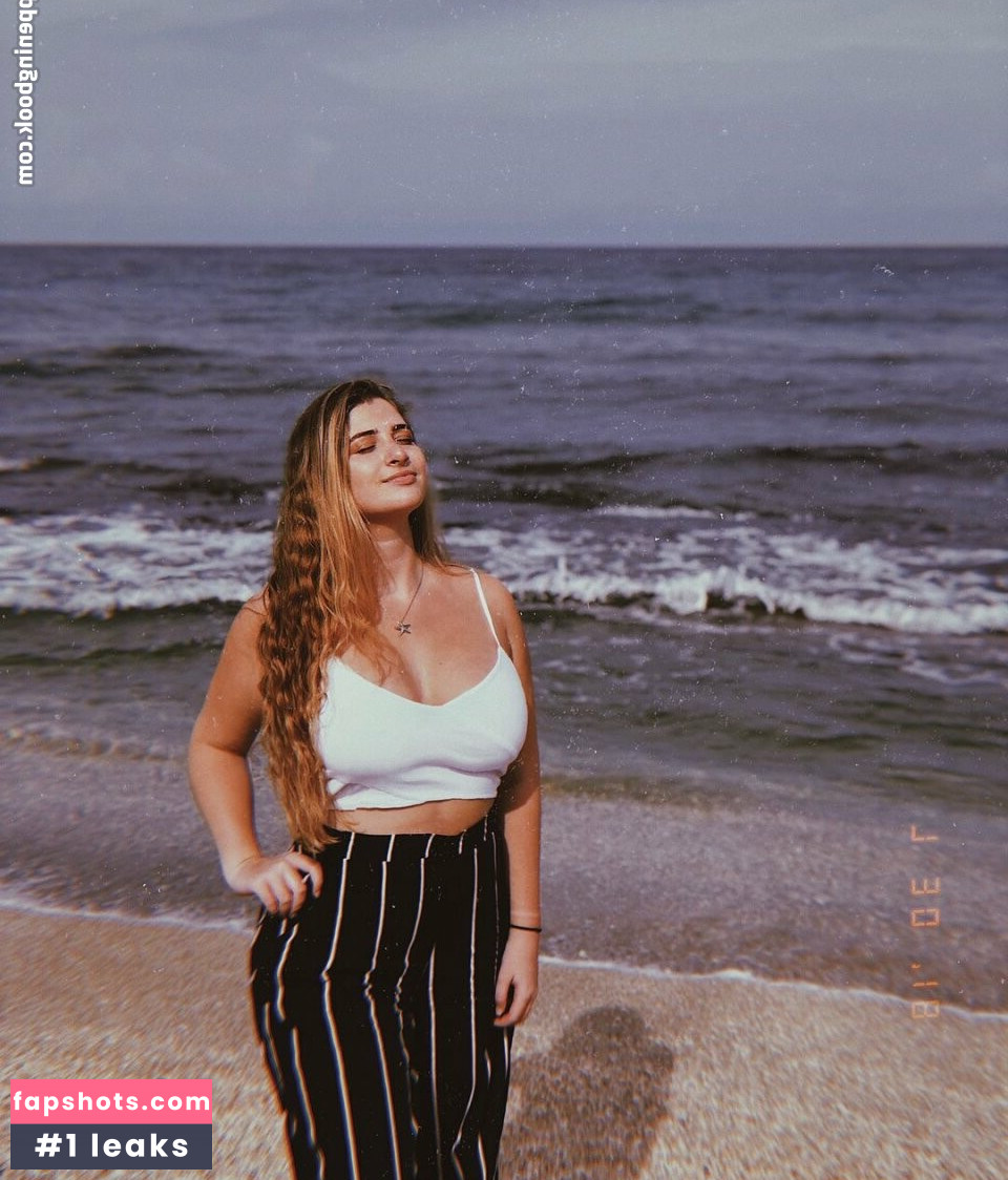 Alex B gallery photo #10