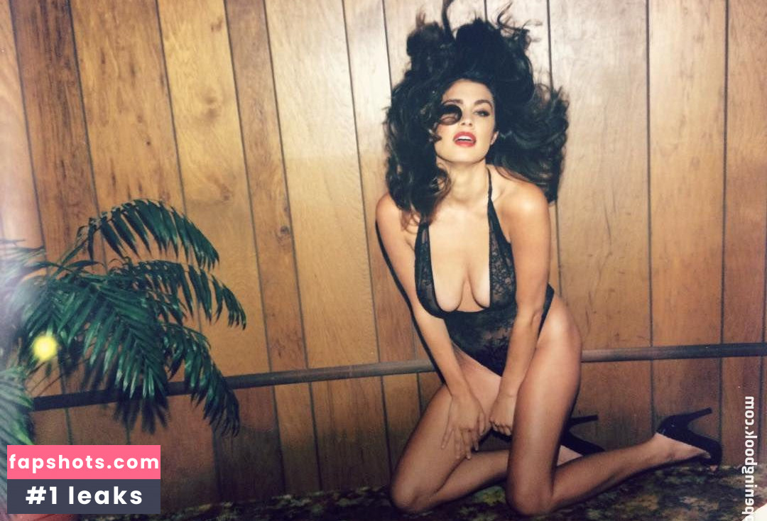 Alex Hanson gallery photo #64