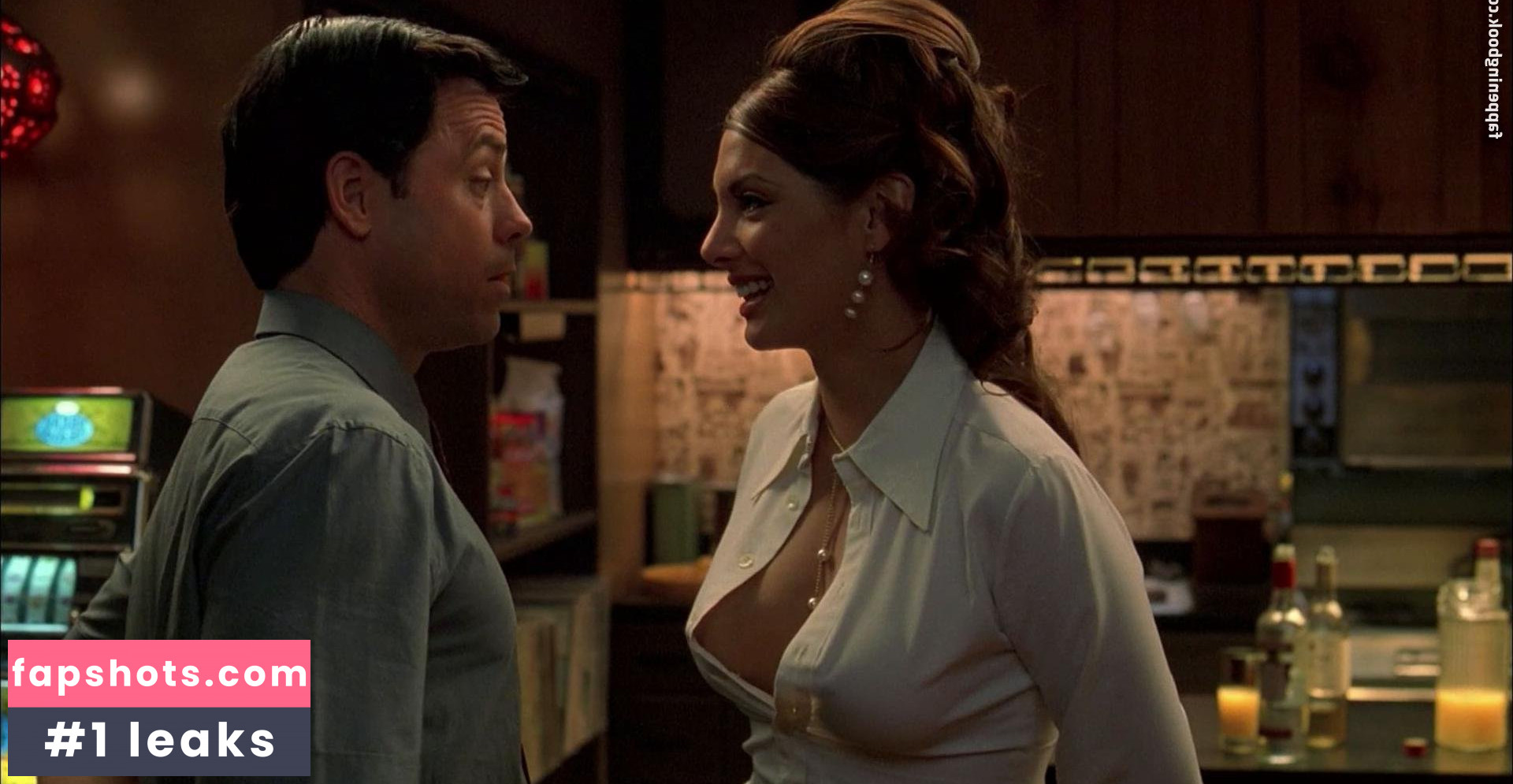 Alex Meneses gallery photo #39