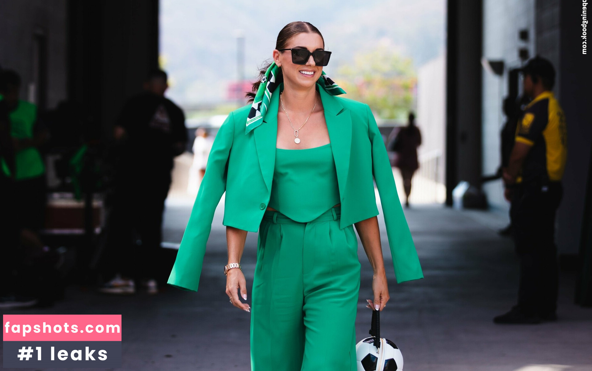 Alex Morgan gallery photo #13