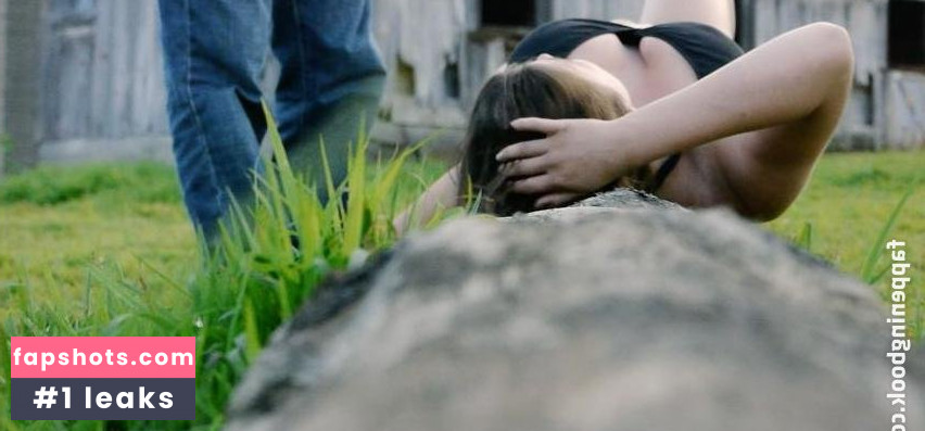 Alex Russo nude babe gallery