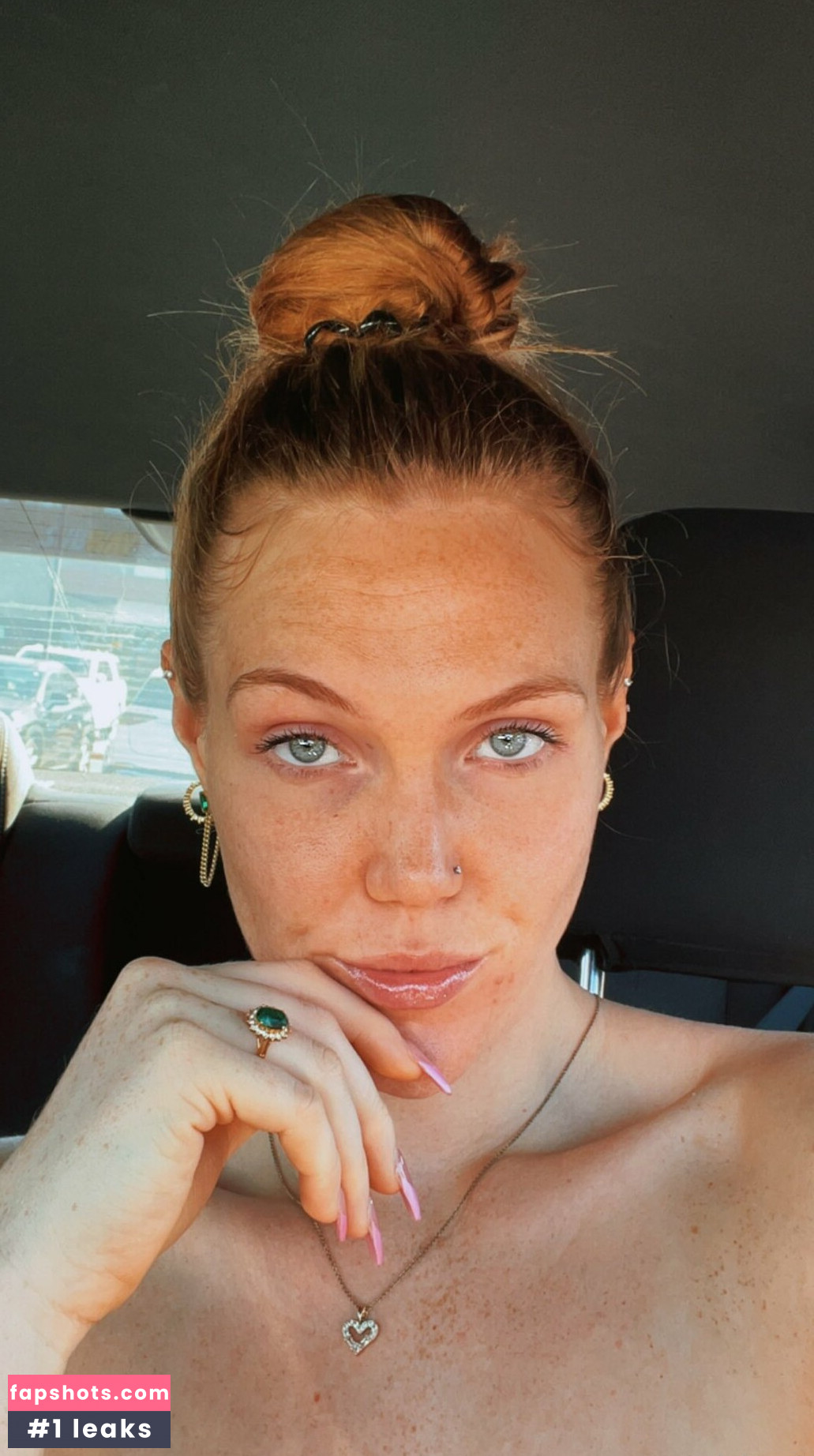 Alex The Amazon gallery photo #18