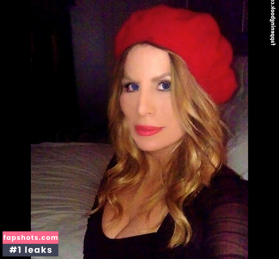 Alexa Andrews gallery photo #28