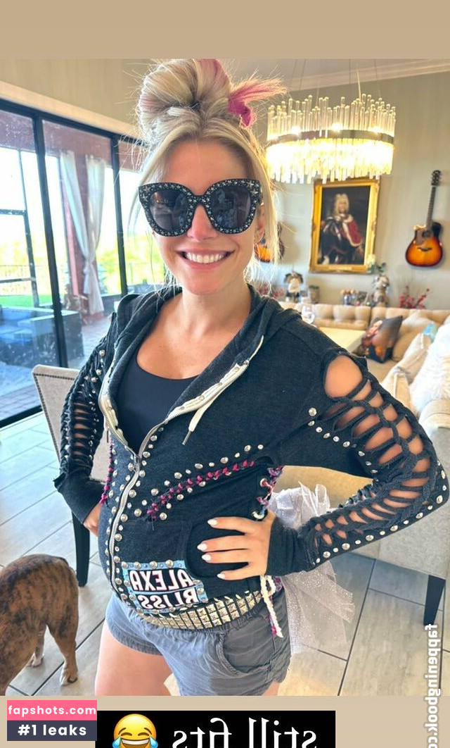 Alexa Bliss Nude Leaks OnlyFans Photos #95 - LeakJerk