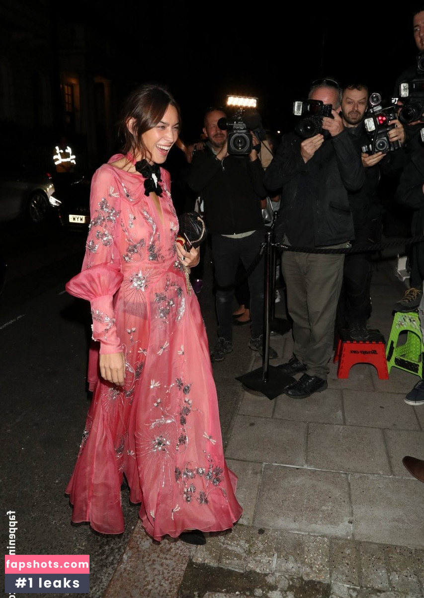 Alexa Chung gallery photo #101