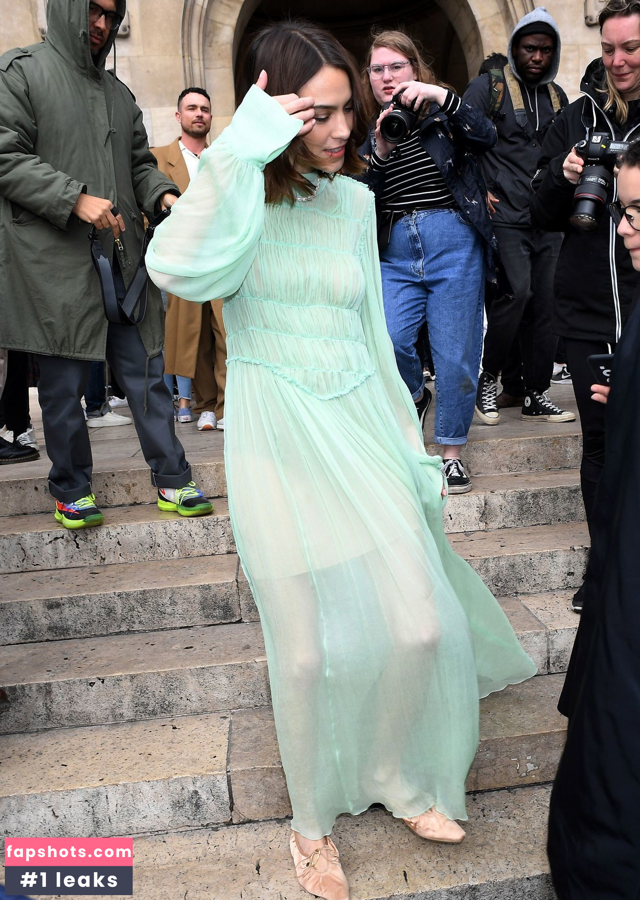 Alexa Chung Nahé úniky fotek pouze od fanoušků #29 - Fapshots