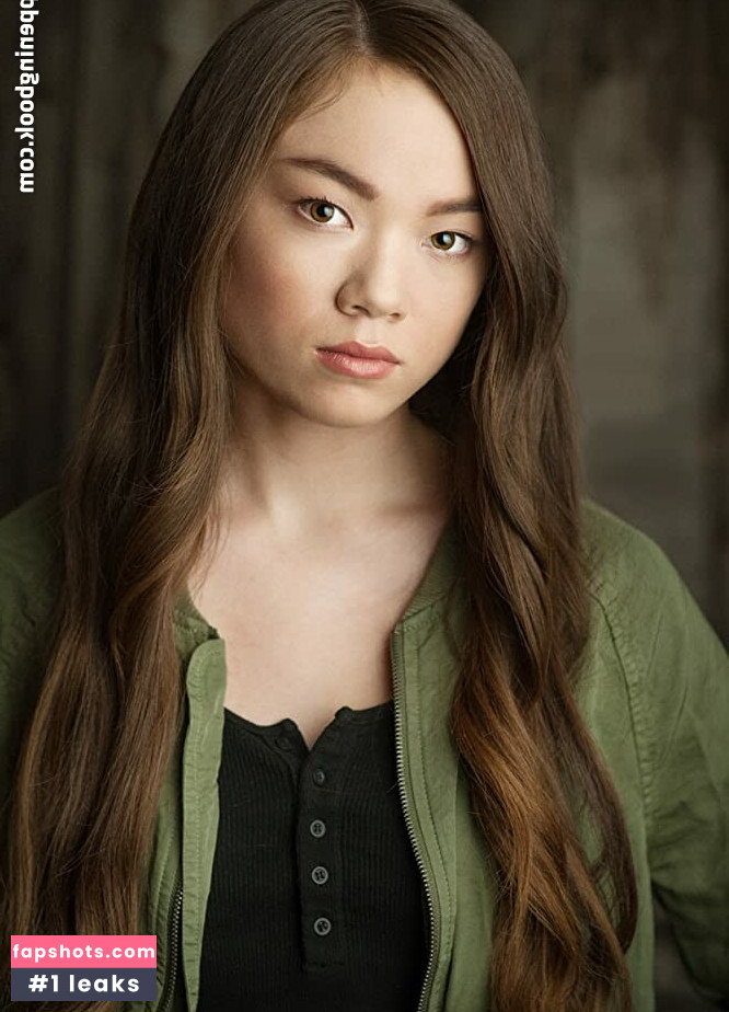 Alexa Loo gallery photo #14