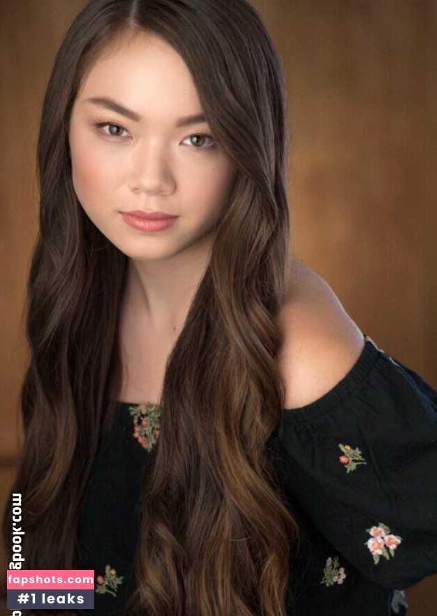 Alexa Loo gallery photo #9