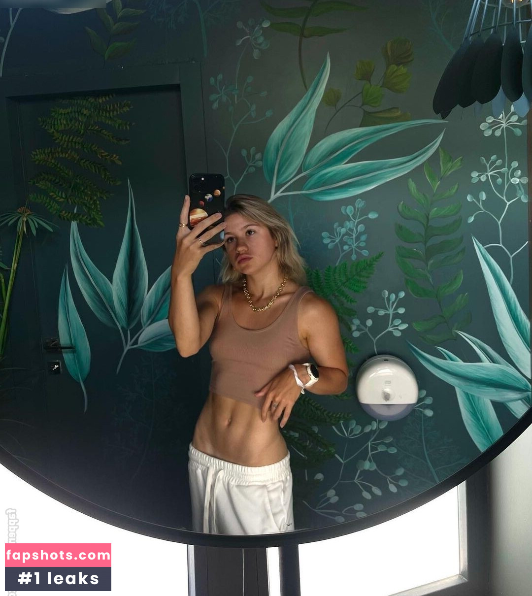 Alexa Magomedova gallery photo #7