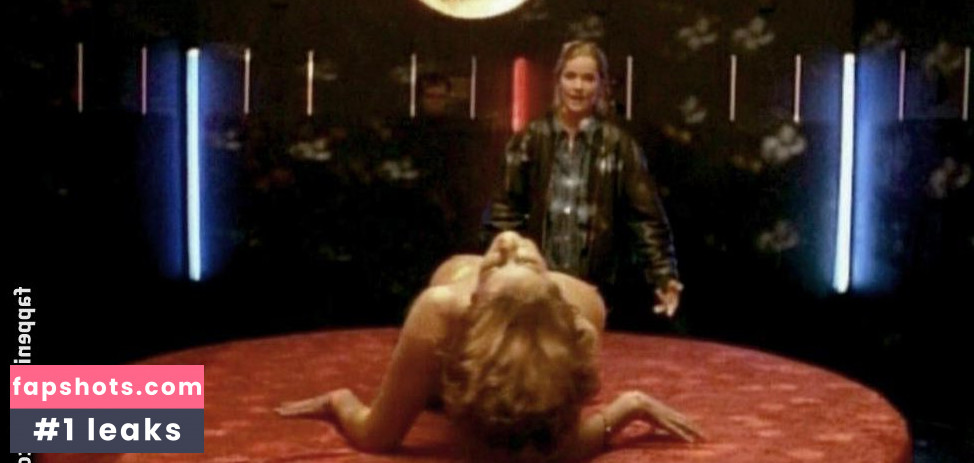 Alexa Maria Surholt gallery photo #5