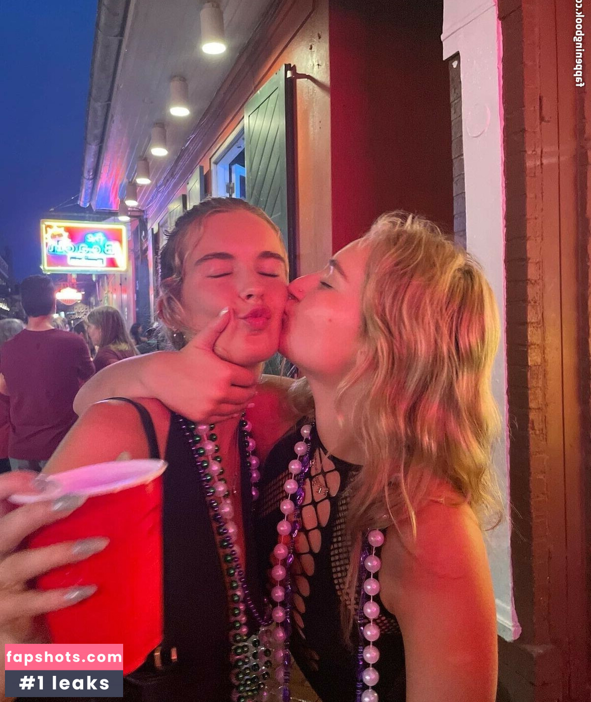 Alexa Meyer Nude Leaks OnlyFans Photos #26 - LeakJerk