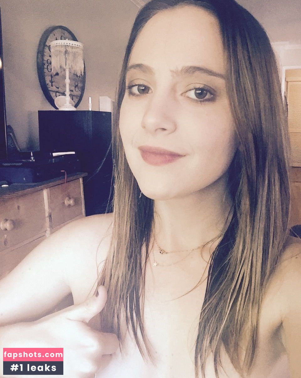 Alexa Nikolas gallery photo #20