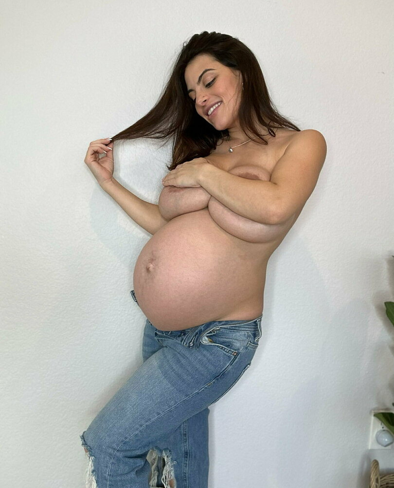 alexa-pearl gallery photo #1505