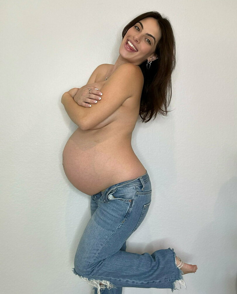 alexa-pearl gallery photo #1507