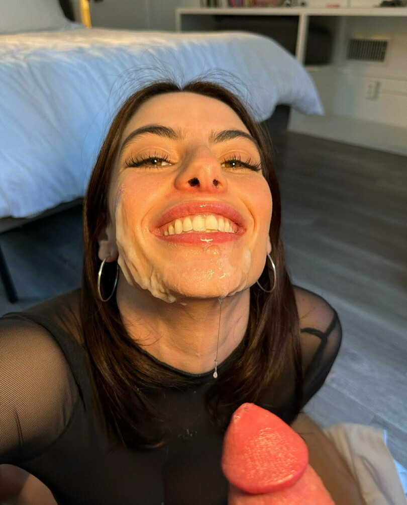 alexa-pearl gallery photo #1545