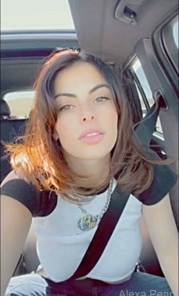 alexa-pearl gallery photo #2488