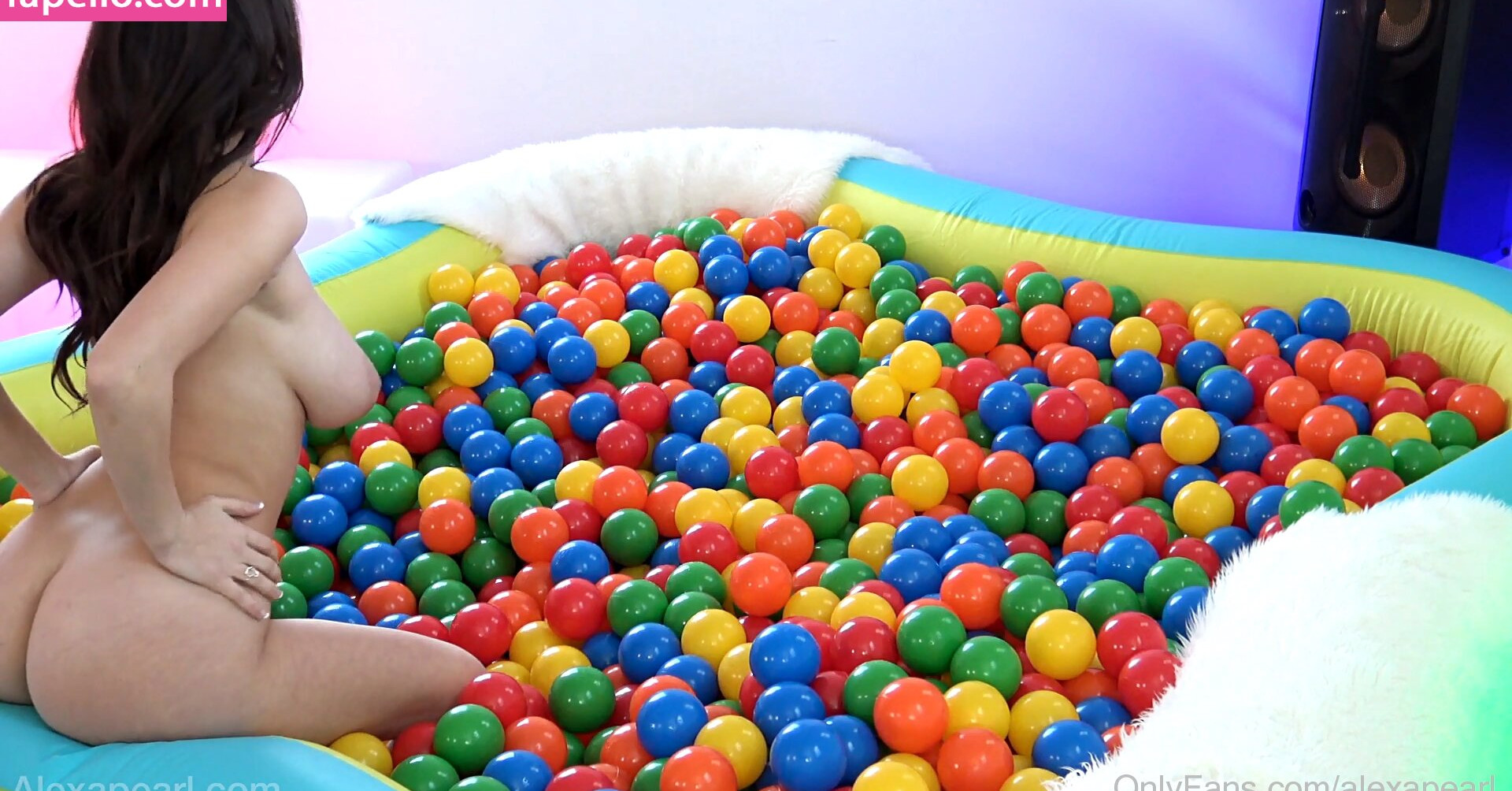 alexa-pearl gallery photo #3157