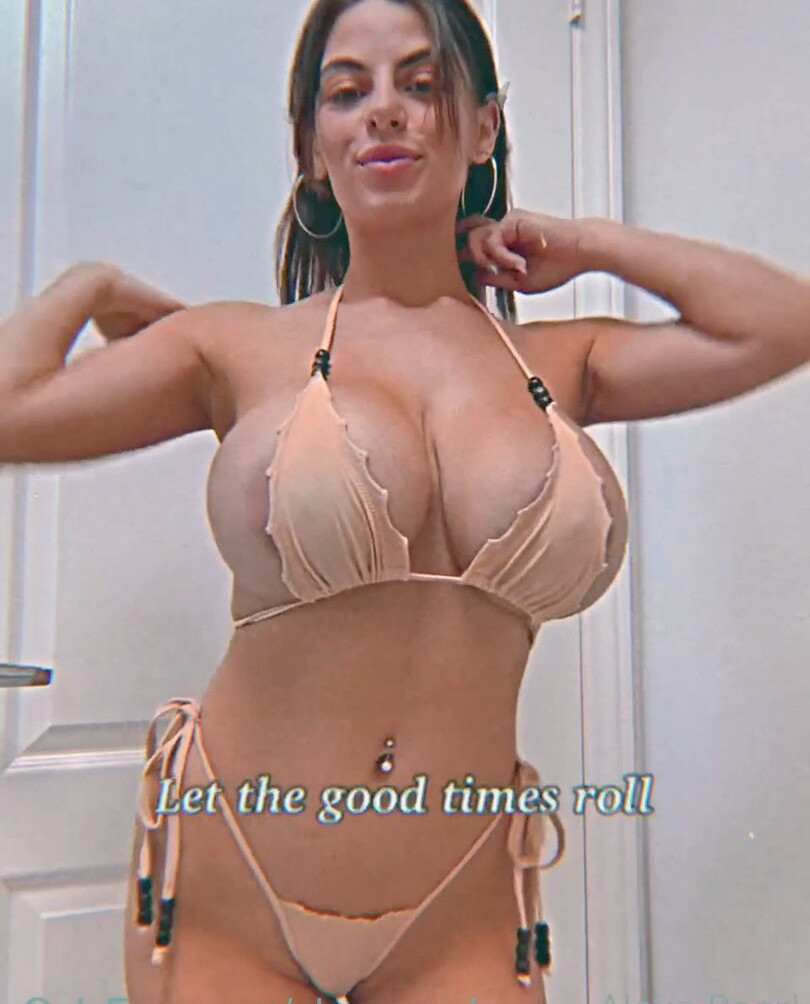 alexa-pearl gallery photo #3709