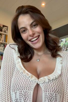 alexa-pearl gallery photo #973