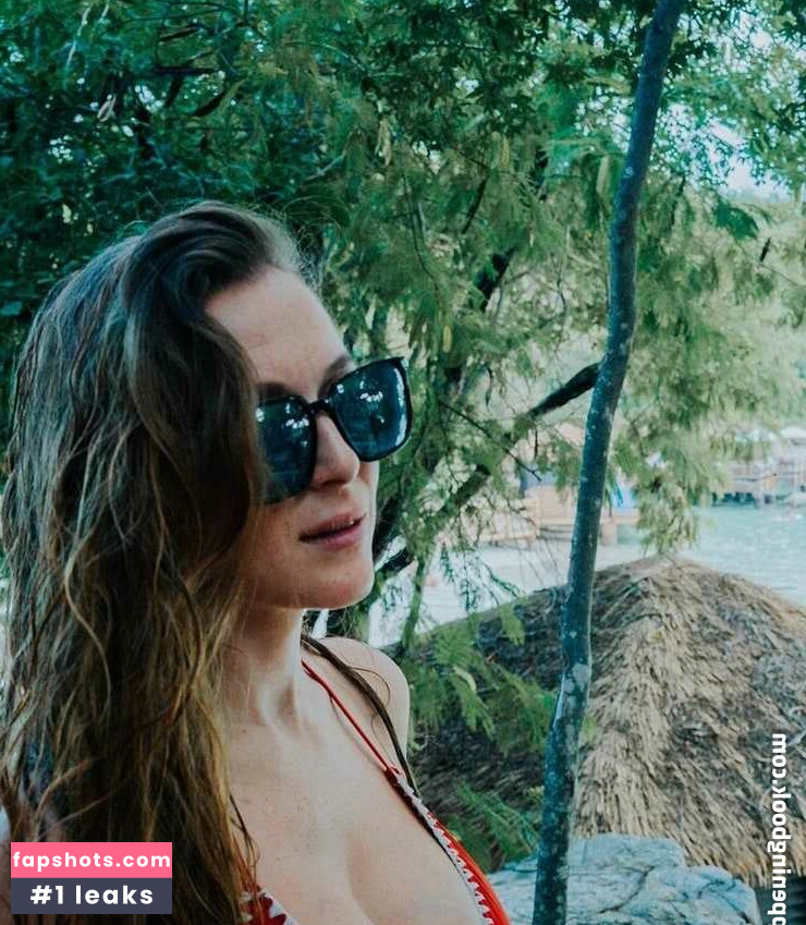 Alexa PenaVega gallery photo #18