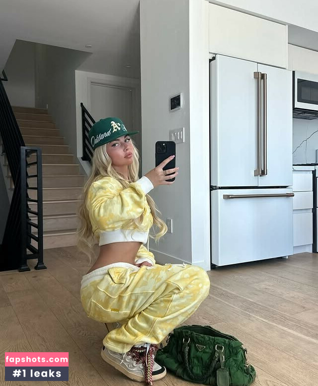 Alexa Tiziani gallery photo #4