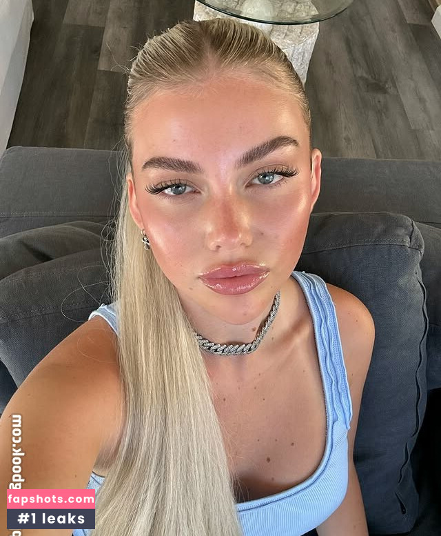 Alexa Tiziani gallery photo #33