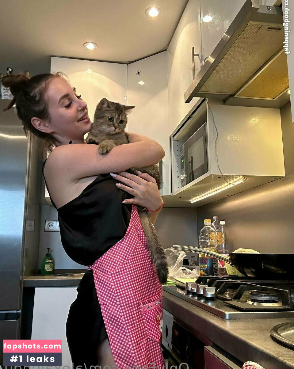 alexalungu gallery photo #33