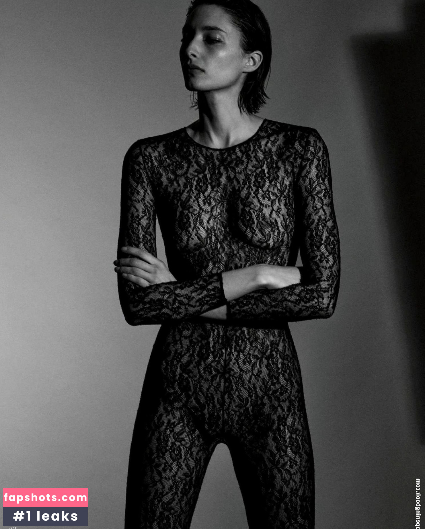 Alexandra Agoston gallery photo #12