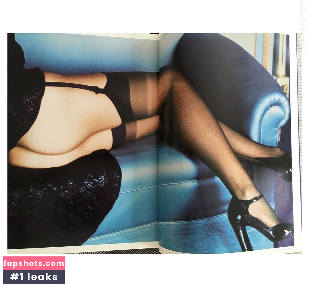 Alexandra Agoston gallery photo #30