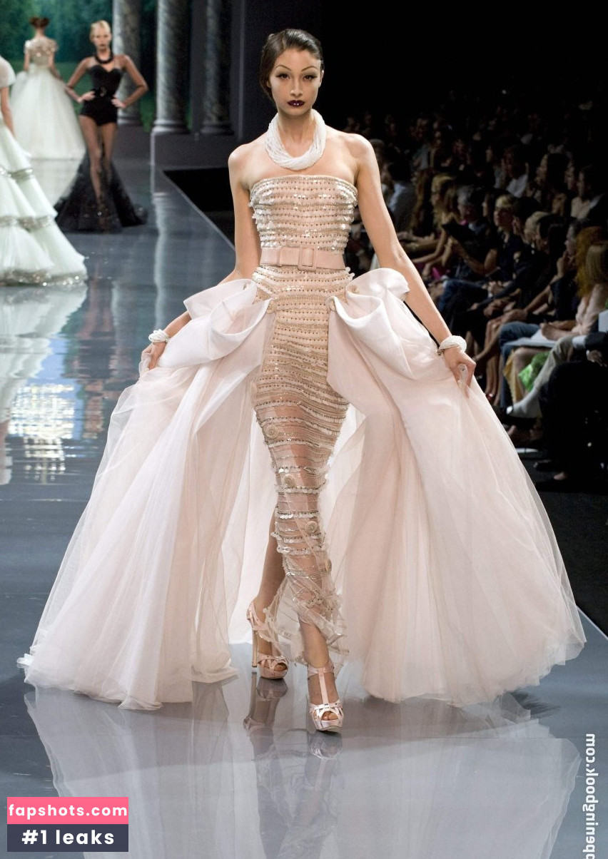 Alexandra Agoston gallery photo #63