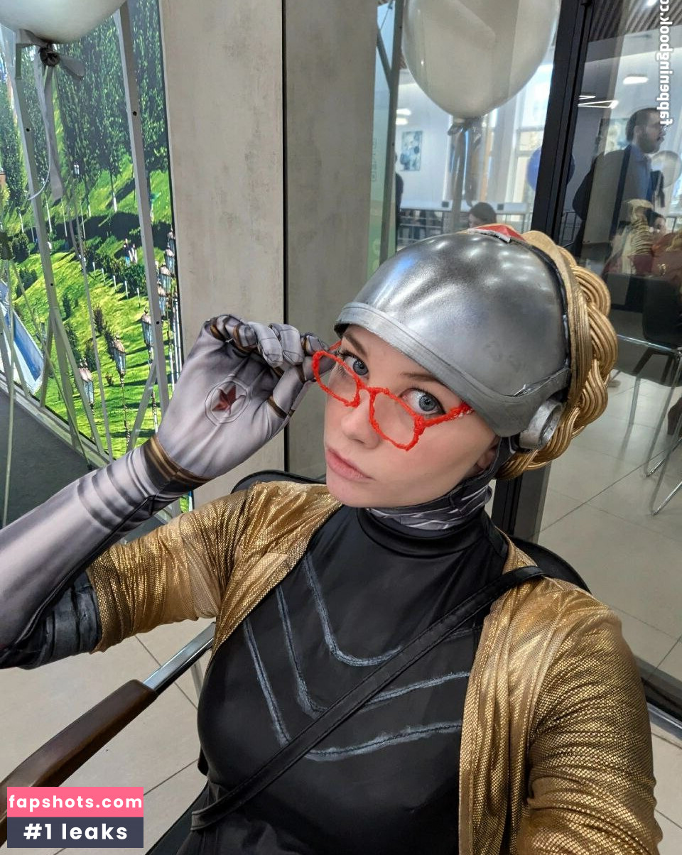 Alexandra Bessonova nude babe gallery