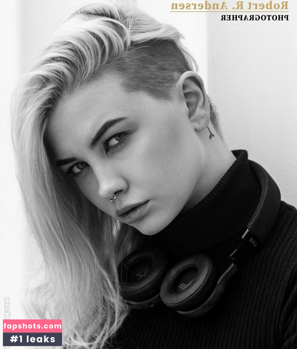 Alexandra Bessonova gallery photo #314