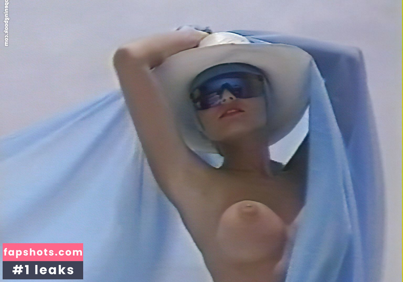 Alexandra Bronkers gallery photo #5