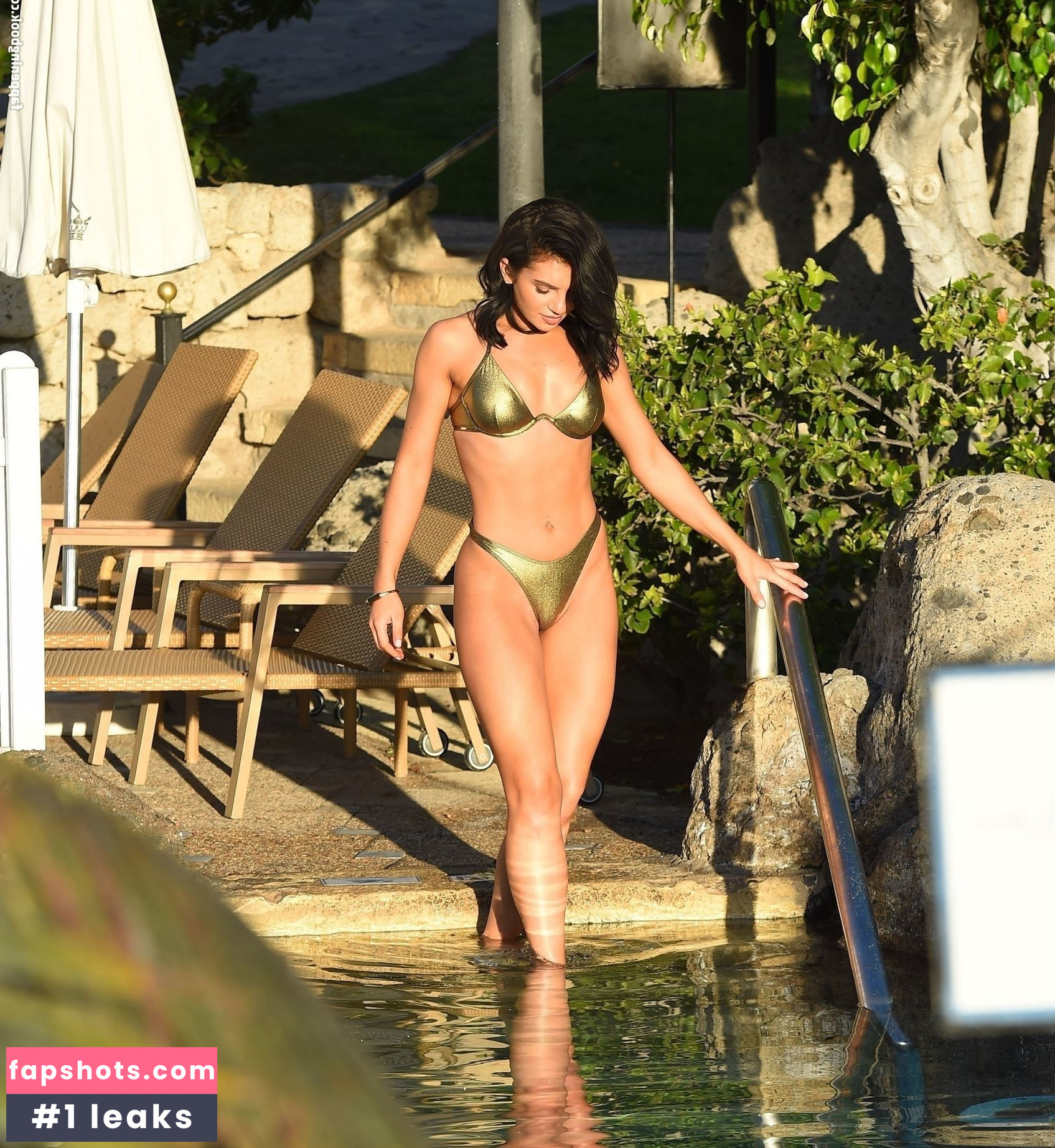 Alexandra Cane gallery photo #147