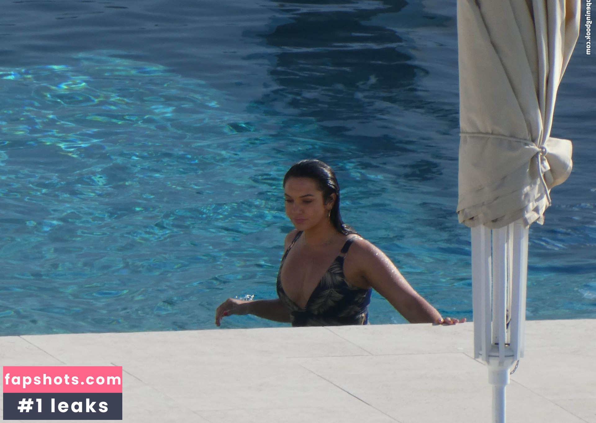 Alexandra Cane gallery photo #177