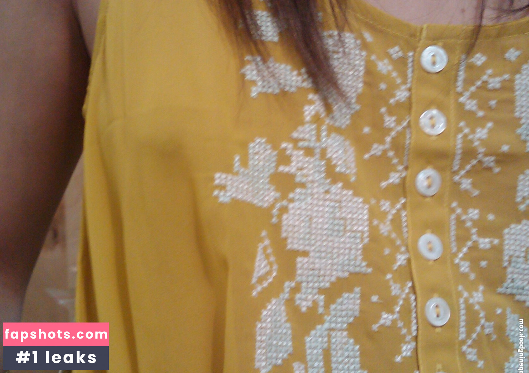 Alexandra Chando gallery photo #11