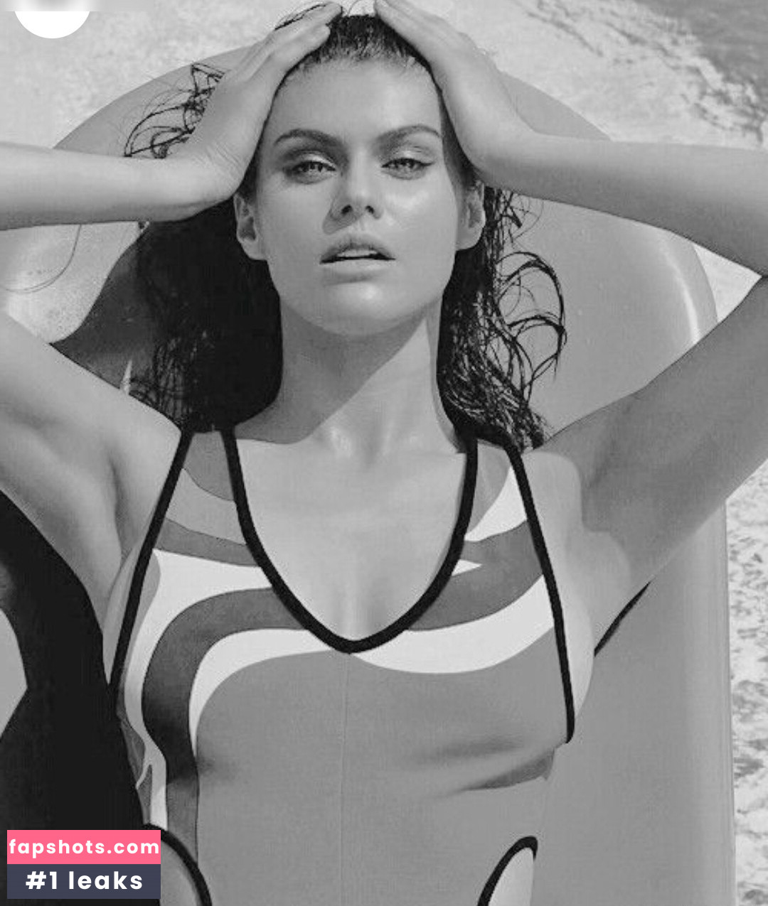 Alexandra Daddario Nahé úniky fotek pouze od fanoušků #175 - Fapshots