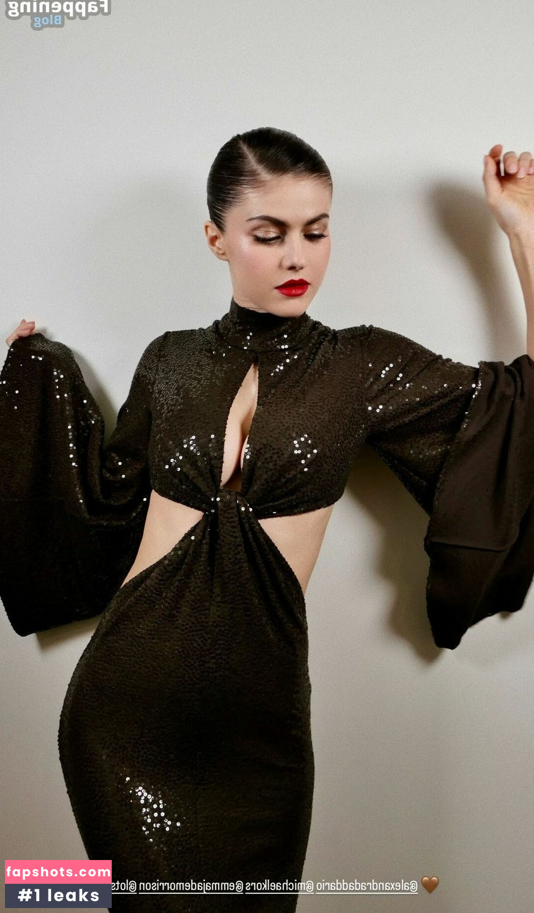 Alexandra Daddario Nahé úniky fotek pouze od fanoušků #312 - Fapshots