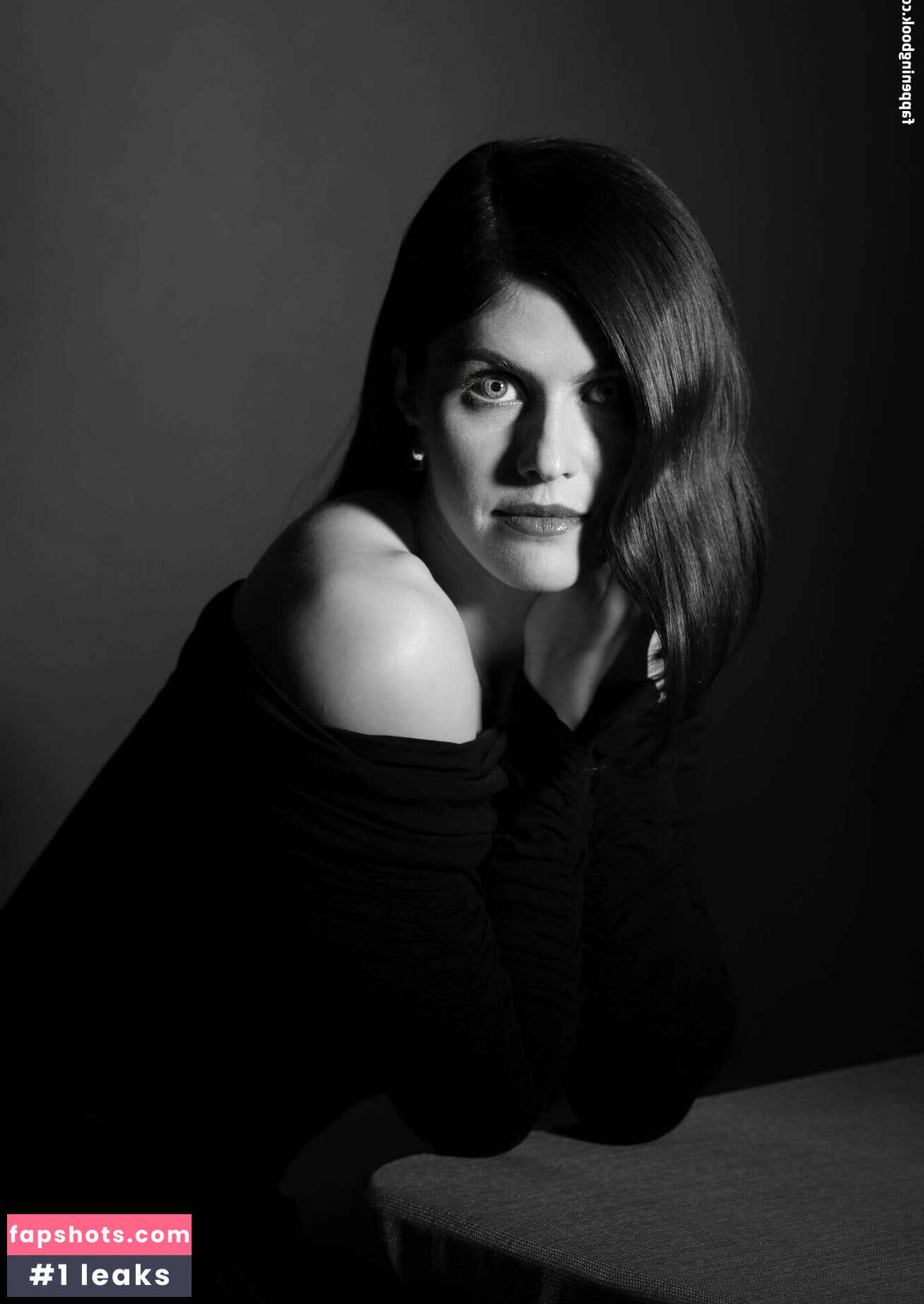 Alexandra Daddario Nahé úniky fotek pouze od fanoušků #420 - Fapshots