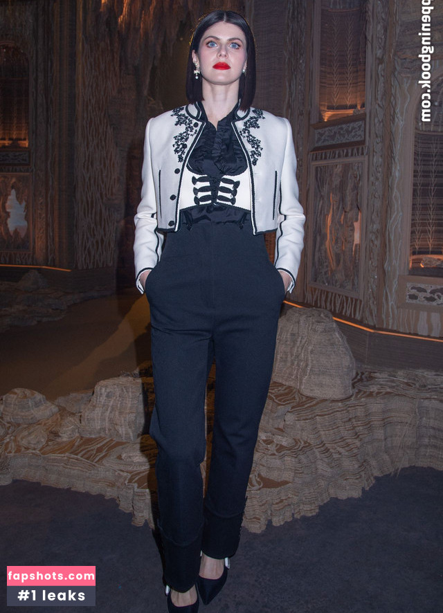 Alexandra Daddario Nahé úniky fotek pouze od fanoušků #495 - Fapshots