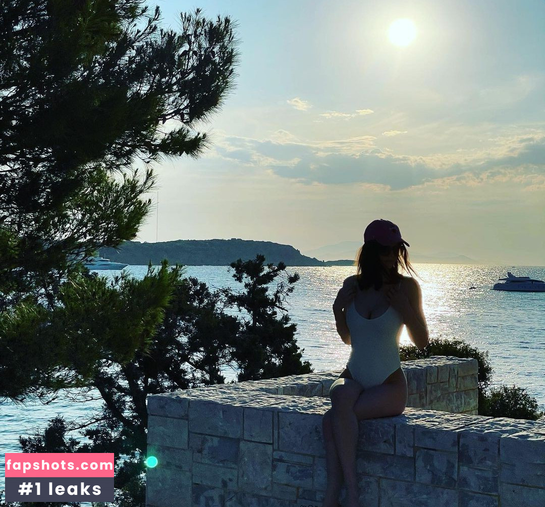 Alexandra Daddario Nahé úniky fotek pouze od fanoušků #663 - Fapshots