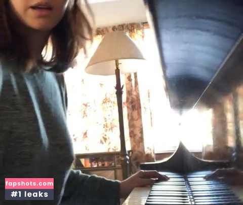 Alexandra Daddario Nahé úniky fotek pouze od fanoušků #769 - Fapshots