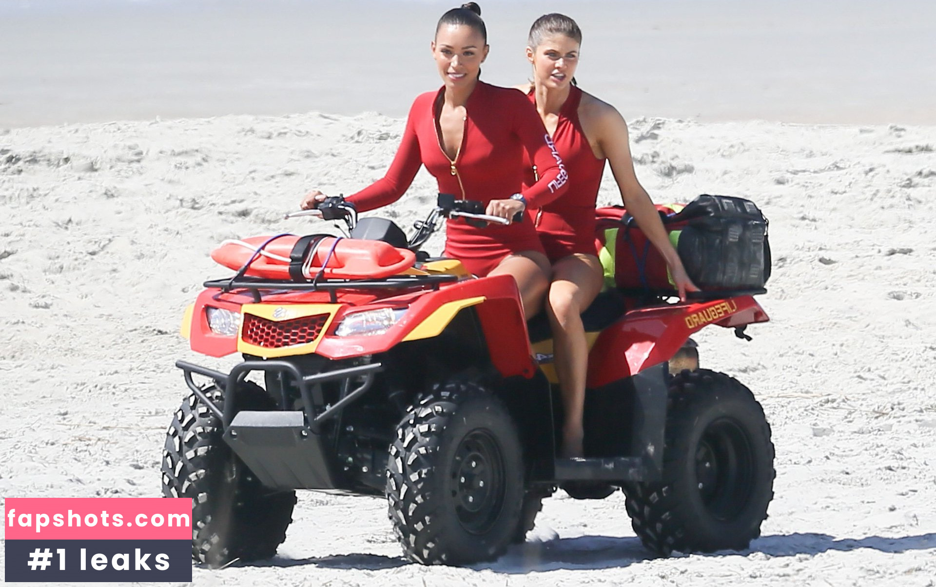 Alexandra Daddario Nahé úniky fotek pouze od fanoušků #855 - Fapshots